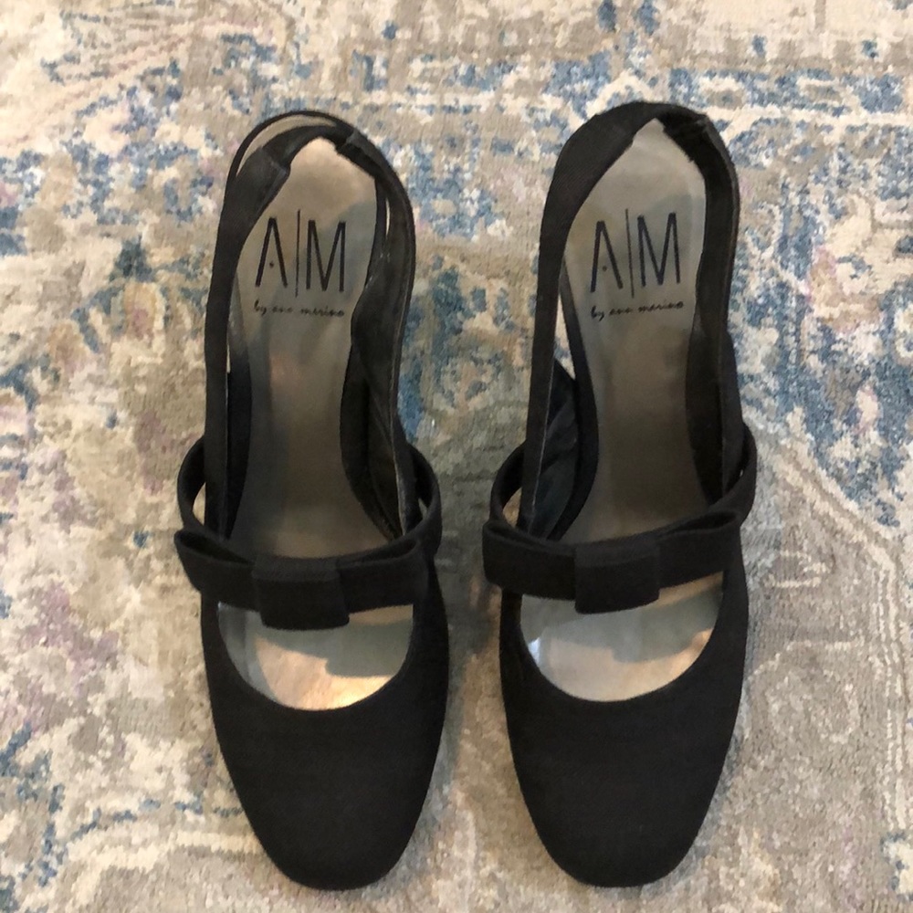 Women’s Black Sling Back Heels with Bow size 9.5